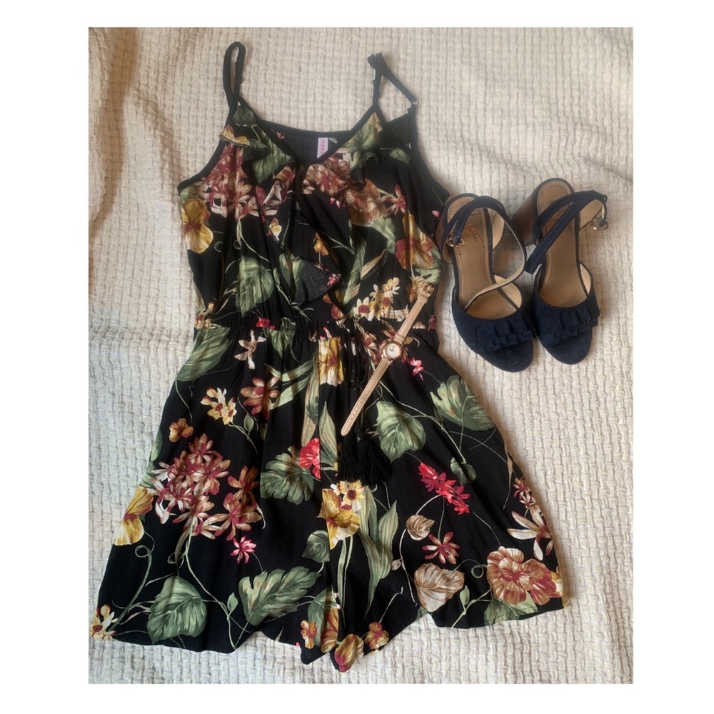 Cute Romper with POCKETS